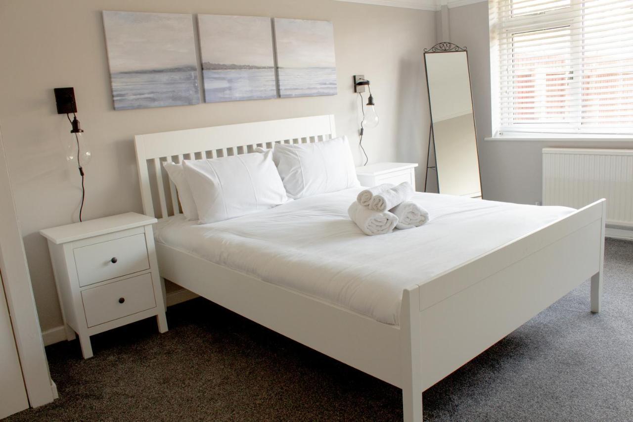 Cosy 3Bed Bungalow In West Kirby, Free Parking Frankby Εξωτερικό φωτογραφία