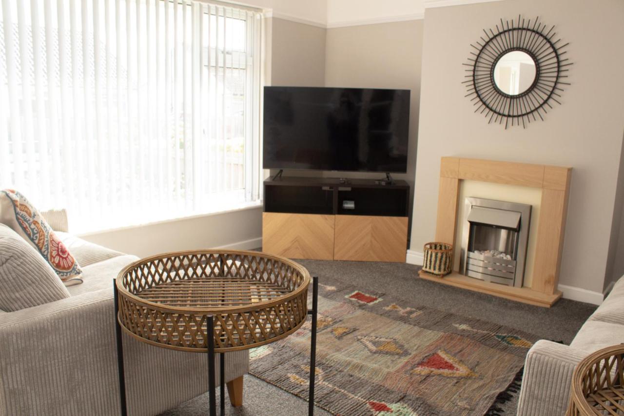 Cosy 3Bed Bungalow In West Kirby, Free Parking Frankby Εξωτερικό φωτογραφία