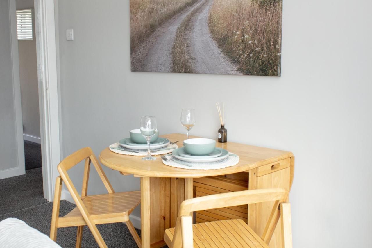 Cosy 3Bed Bungalow In West Kirby, Free Parking Frankby Εξωτερικό φωτογραφία